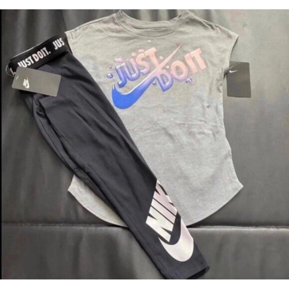 NWT Nike Leggings & Tee Set Girls Size 6 - Picture 1 of 3